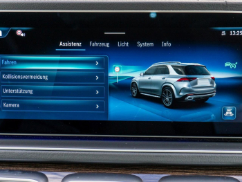 Mercedes-Benz GLE 580 4M AMG Distronic Panorama 360° AHK