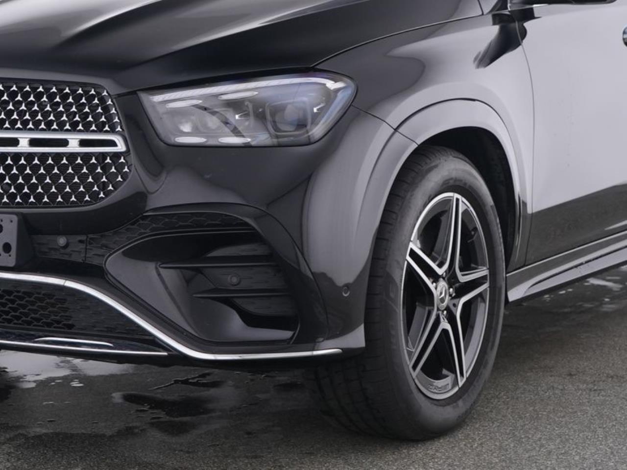 Mercedes-Benz GLE 580 4M AMG Distronic Panorama 360° AHK