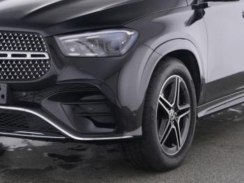 Mercedes-Benz GLE 580 4M AMG Distronic Panorama 360° AHK
