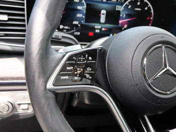 Mercedes-Benz GLS 450 d 4M Distronic Panorama 360? HUD AHK
