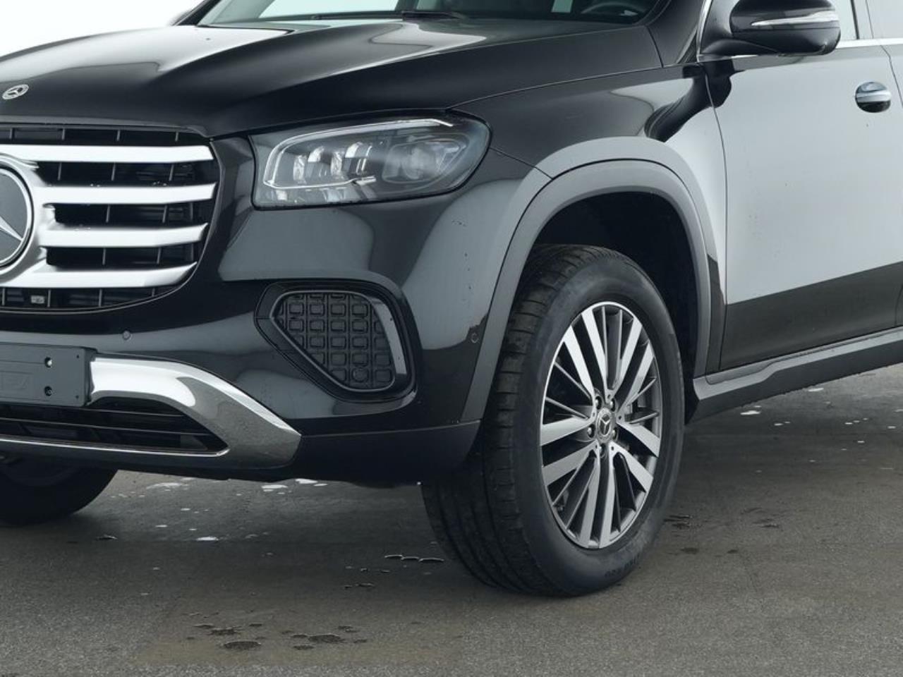 Mercedes-Benz GLS 450 d 4M Distronic Panorama 360° HUD AHK