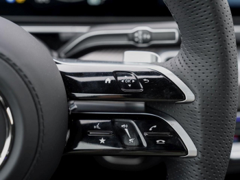 Mercedes-Benz GLS 580 4MATIC AMG Panorama Distronic AHK 360?