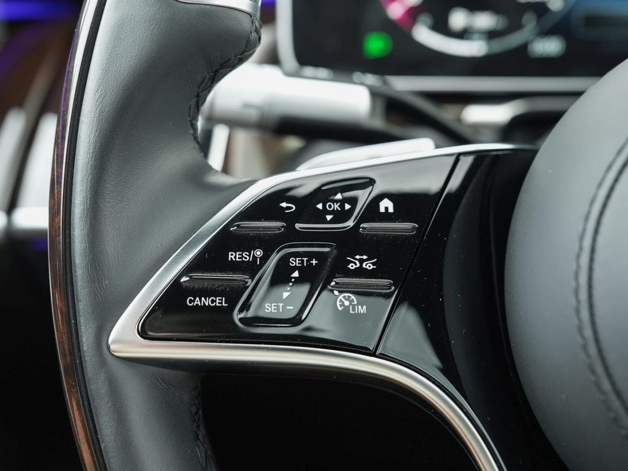 Mercedes-Benz S 350 d 4M lang AMG Panorama DrivePilot HUD 360°