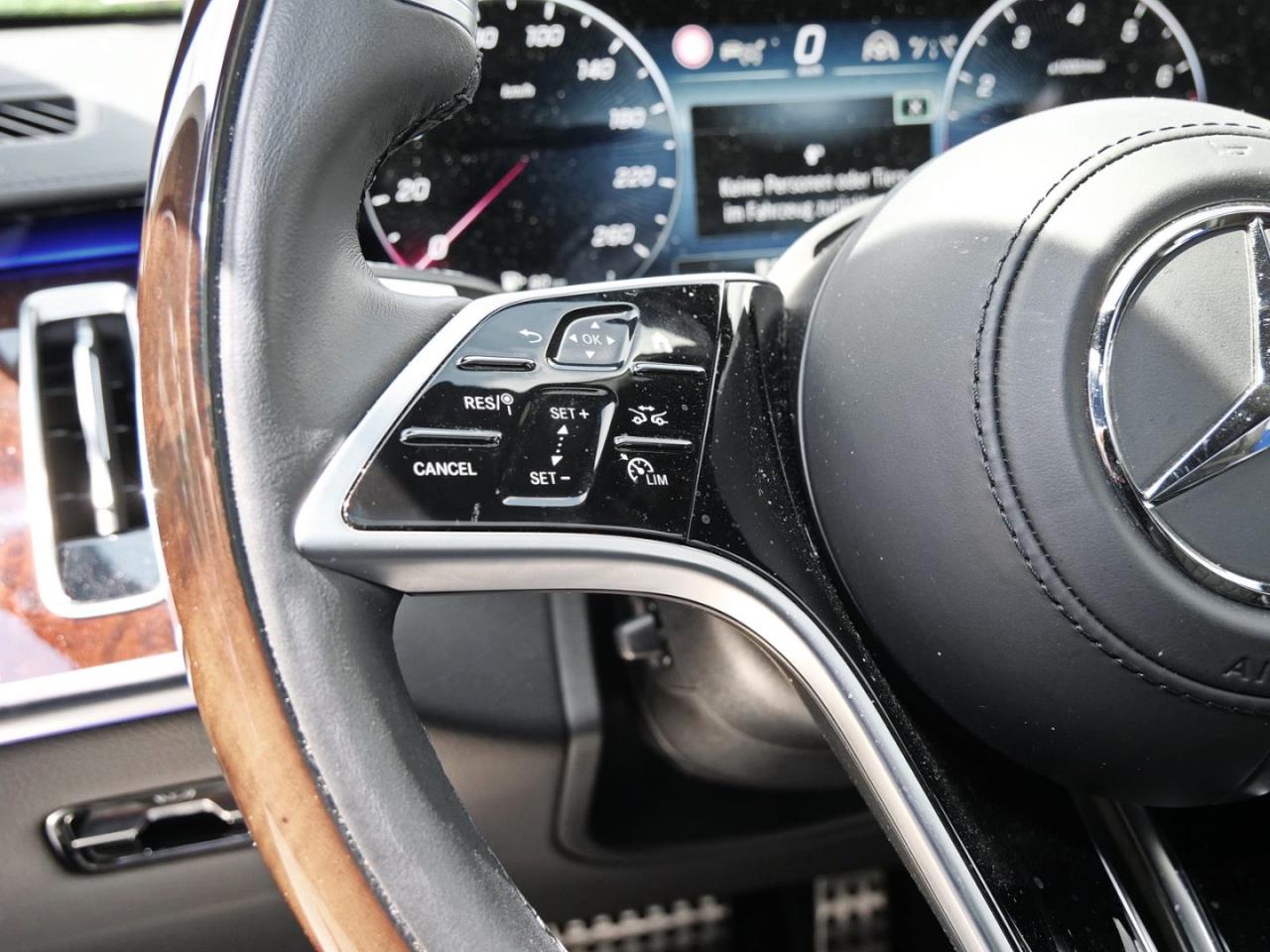 Mercedes-Benz S 450 4M lang AMG Panorama Sitzklima Distronic