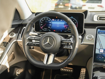 Mercedes-Benz S 580 4M AMG Burmester Distronic Panorama 360°