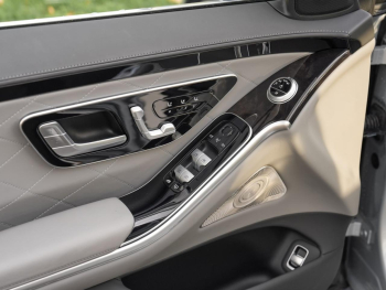 Mercedes-Benz S 580 4M AMG Burmester Distronic Panorama 360°