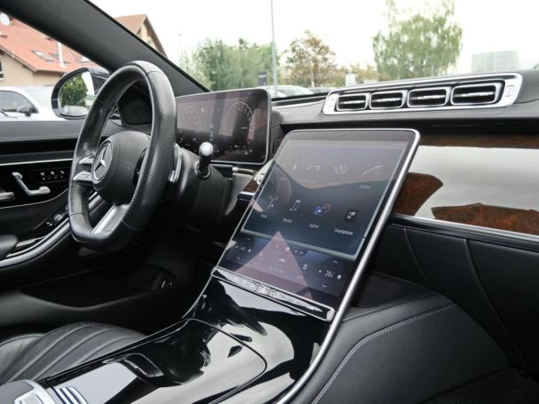Mercedes-Benz S 580 e 4M Limousine AMG Panorama Distronic 360?