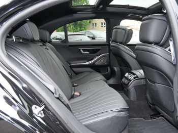 Mercedes-Benz S 580 e 4M Limousine AMG Panorama Distronic 360?
