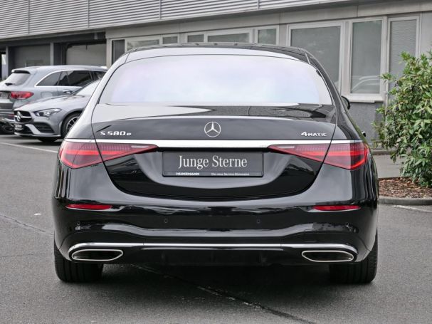 Mercedes-Benz S 580 e 4M Limousine AMG Panorama Distronic 360?