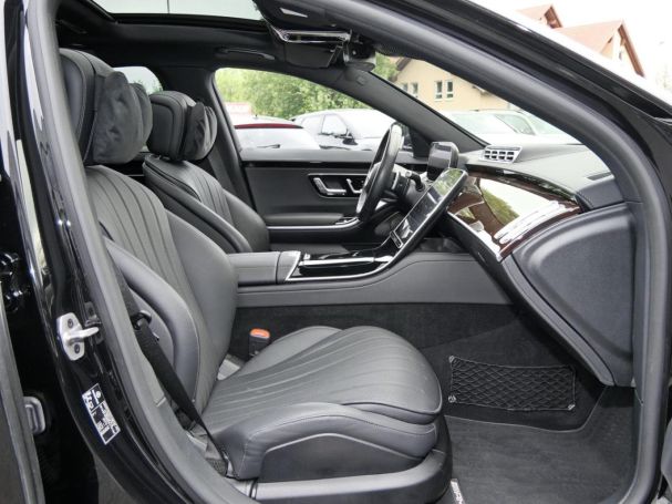 Mercedes-Benz S 580 e 4M Limousine AMG Panorama Distronic 360?