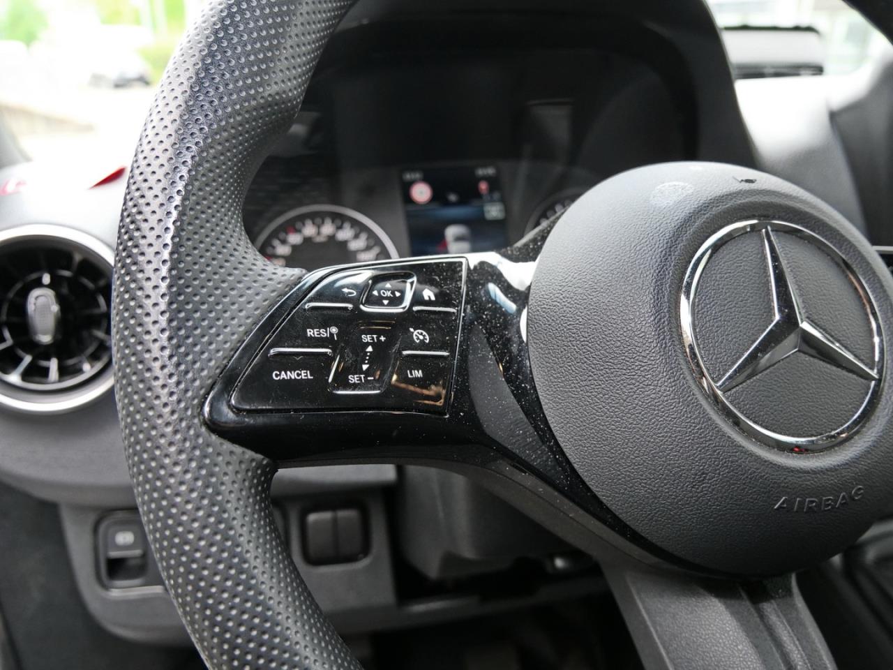 Mercedes-Benz Sprinter 317 CDI Kasten PRO Hochdach Standard