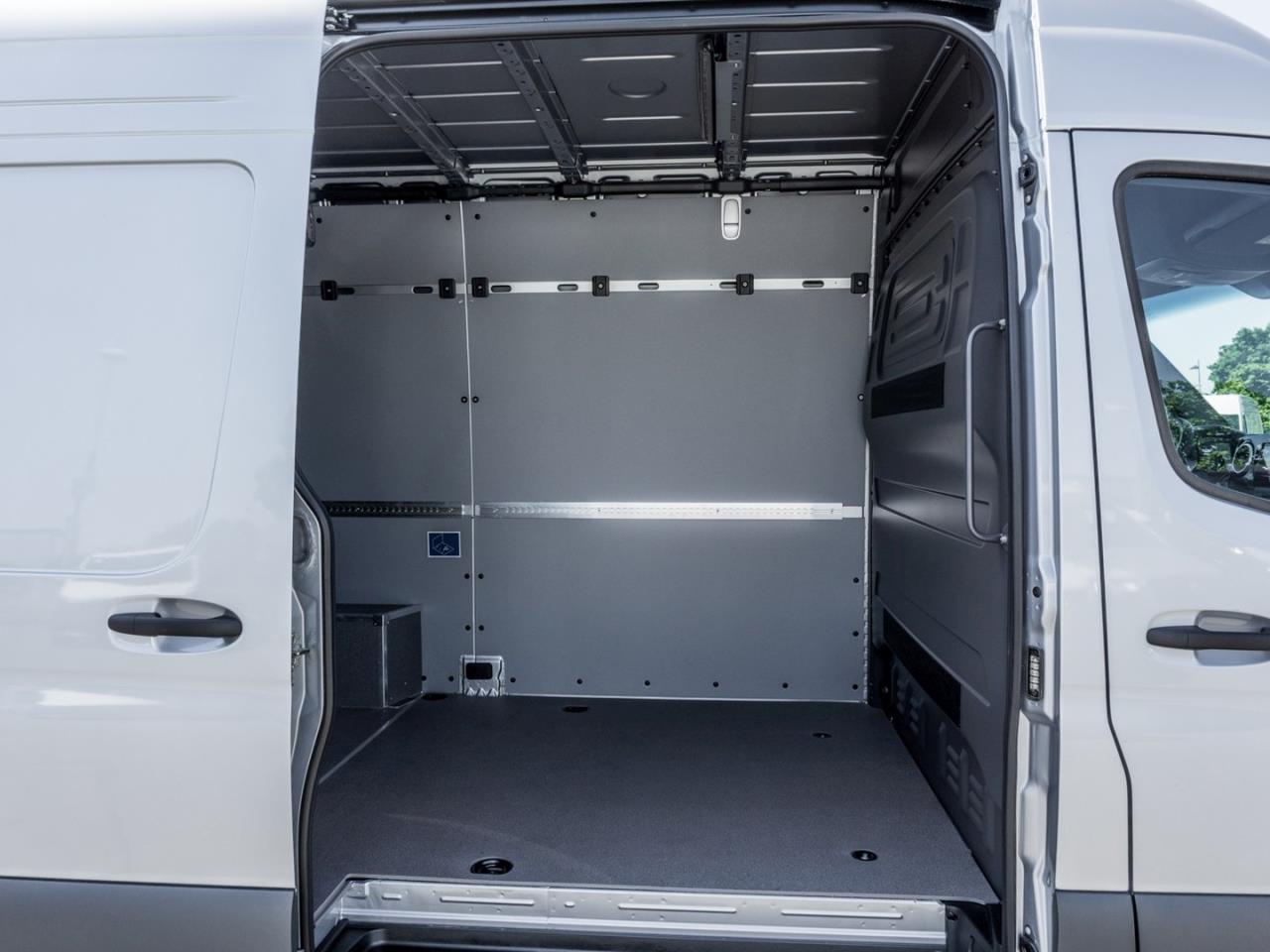 Mercedes-Benz Sprinter 317 CDI Kasten PRO Hochdach Standard