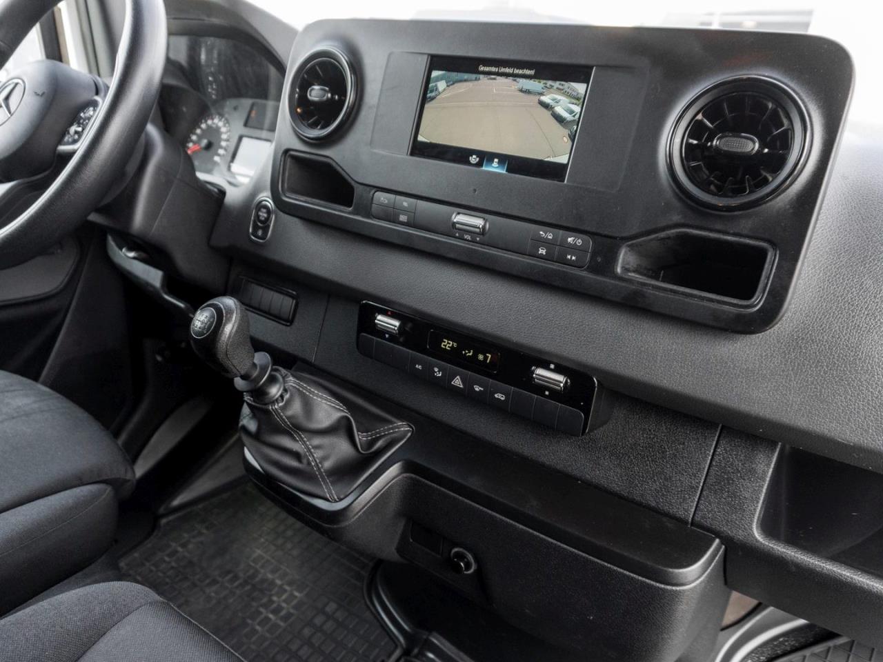 Mercedes-Benz Sprinter 317 CDI Koffer Lang MBUX Tempmatic