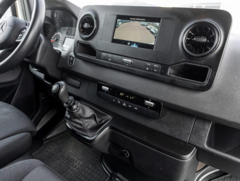 Mercedes-Benz Sprinter 317 CDI Koffer Lang MBUX Tempmatic