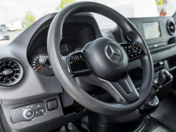 Mercedes-Benz Sprinter 317 CDI Koffer Lang MBUX Tempmatic