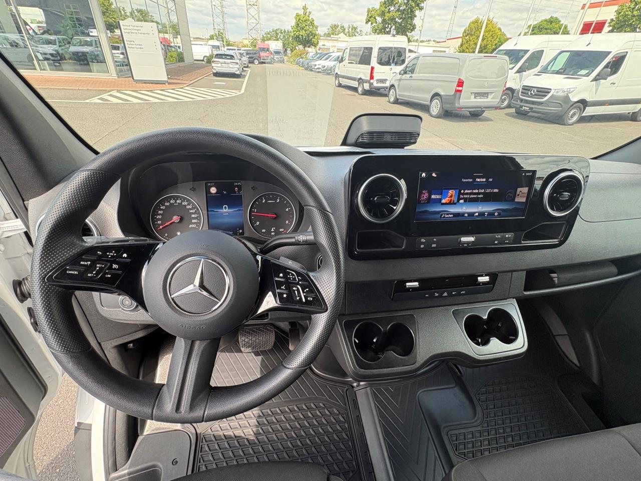 Mercedes-Benz Sprinter 317 CDI Koffer PRO Lang MBUX Navi Totwinkel