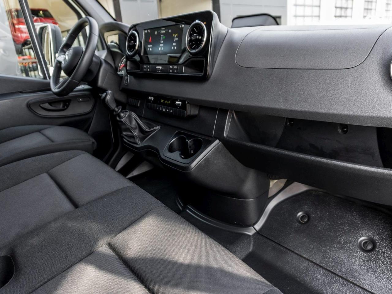 Mercedes-Benz Sprinter 317 CDI Koffer PRO Lang Spurhalte Navi
