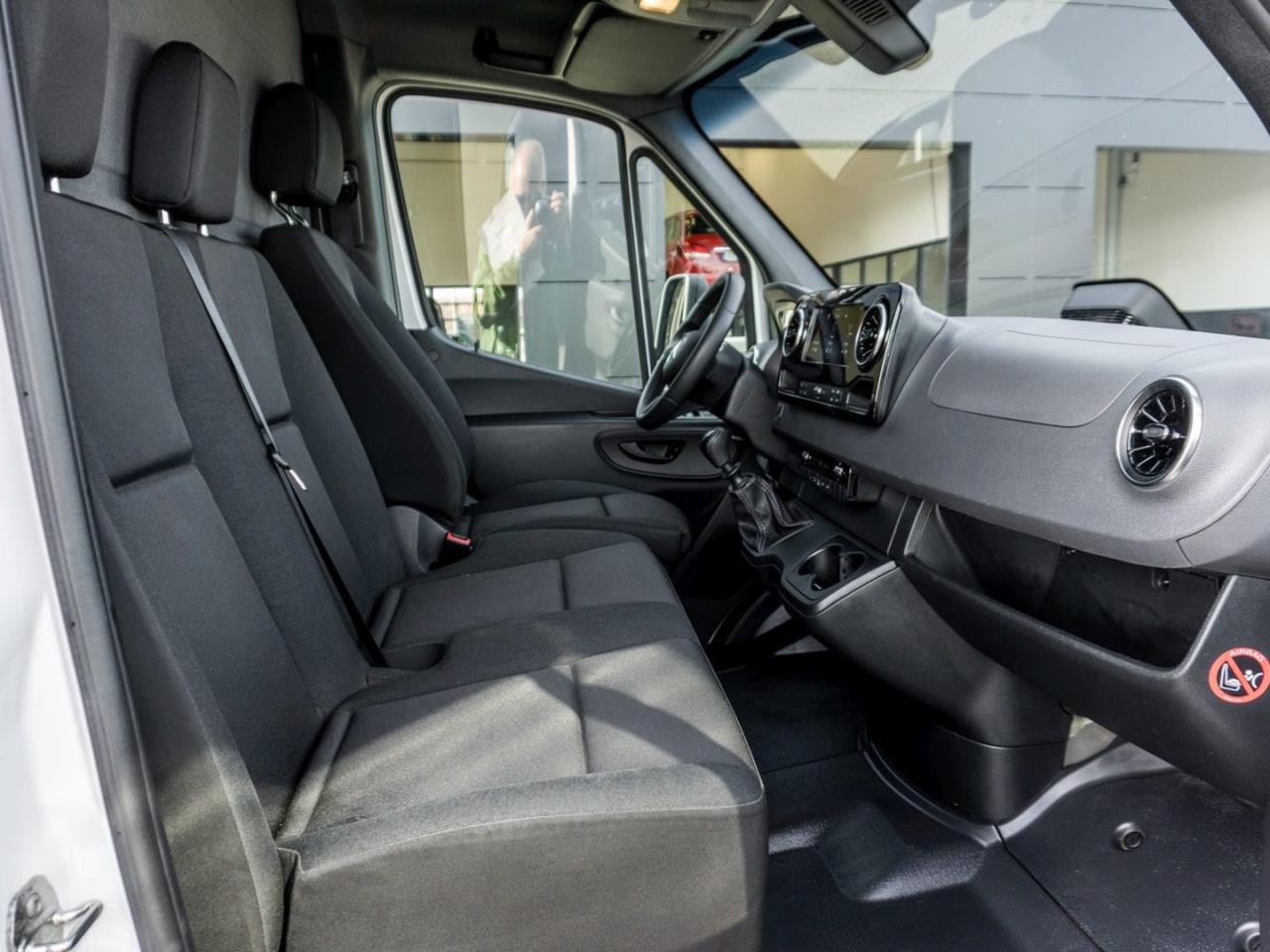 Mercedes-Benz Sprinter 317 CDI Koffer PRO Lang Spurhalte Navi