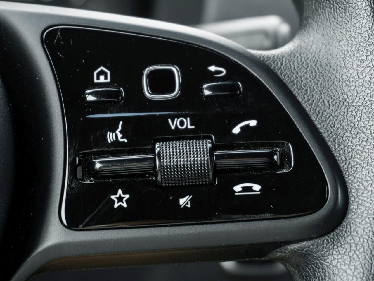 Mercedes-Benz Sprinter 319 CDI Kasten Hoch MBUX Navi Kamera