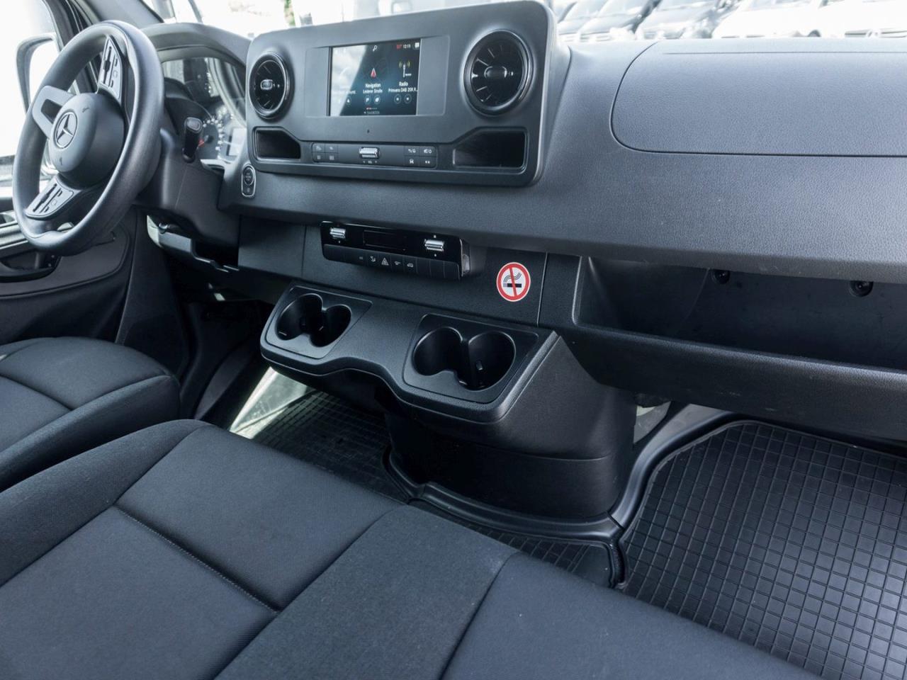 Mercedes-Benz Sprinter 319 CDI Kasten hoch MBUX Navi Kamera