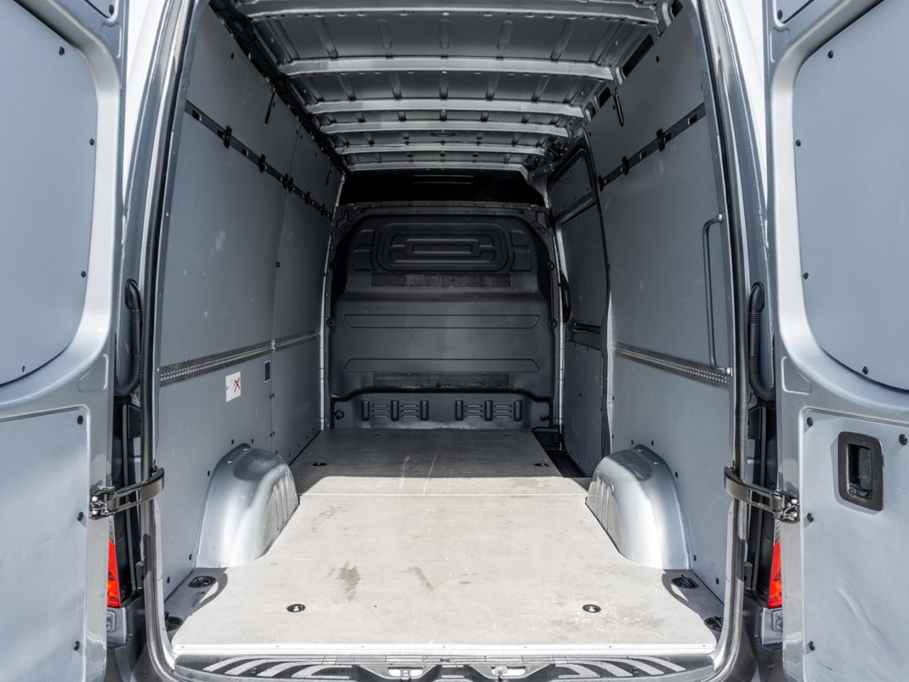 Mercedes-Benz Sprinter 319 CDI Kasten PRO Hochdach Standard