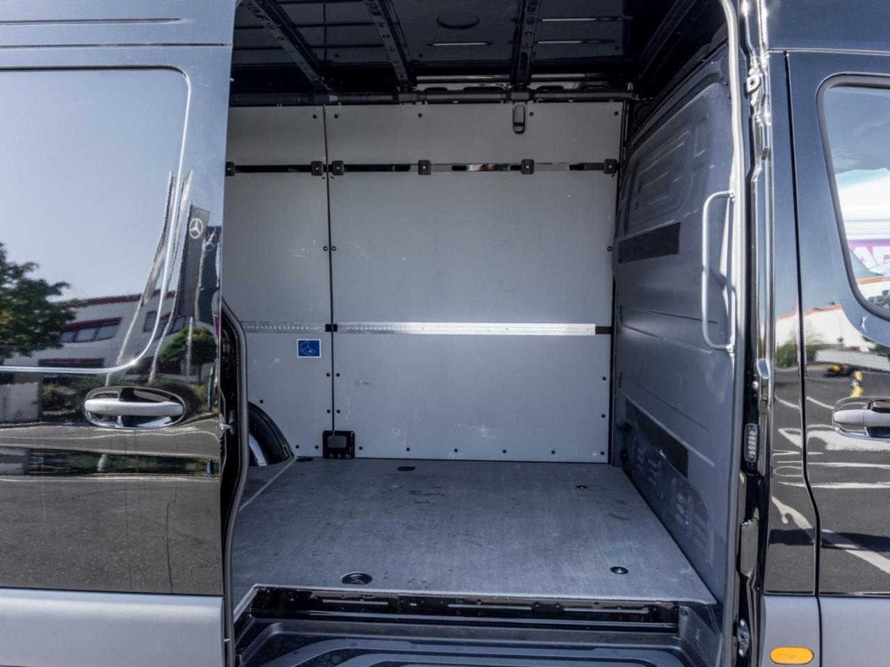 Mercedes-Benz Sprinter 319 CDI Kasten SELECT Standard Navi