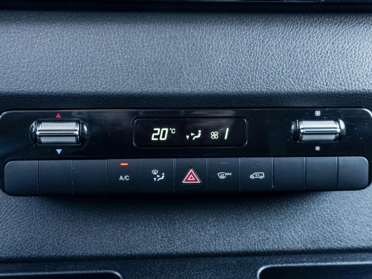Mercedes-Benz Sprinter 319 CDI Kasten SELECT Standard Navi
