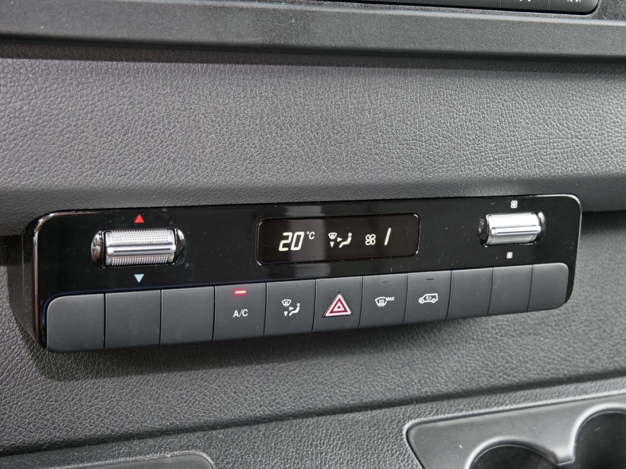 Mercedes-Benz Sprinter 214 CDI Kasten Hochdach Standard AHK