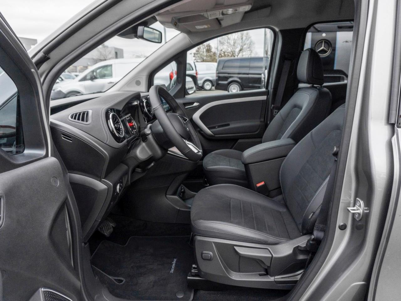 Mercedes-Benz T 180 d PROGRESSIVE Standard MBUX Navi Kamera