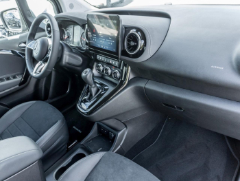 Mercedes-Benz T 180 d PROGRESSIVE Standard MBUXNavi+ Kamera