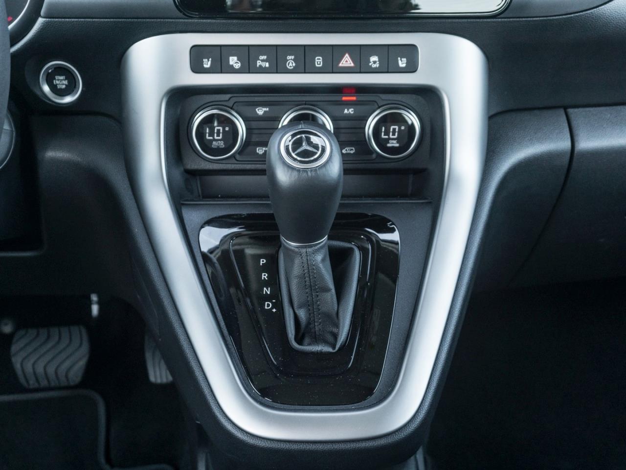 Mercedes-Benz T 180 d Progressive Standard MBUX Navi+ Kamera Totwinkel AHK
