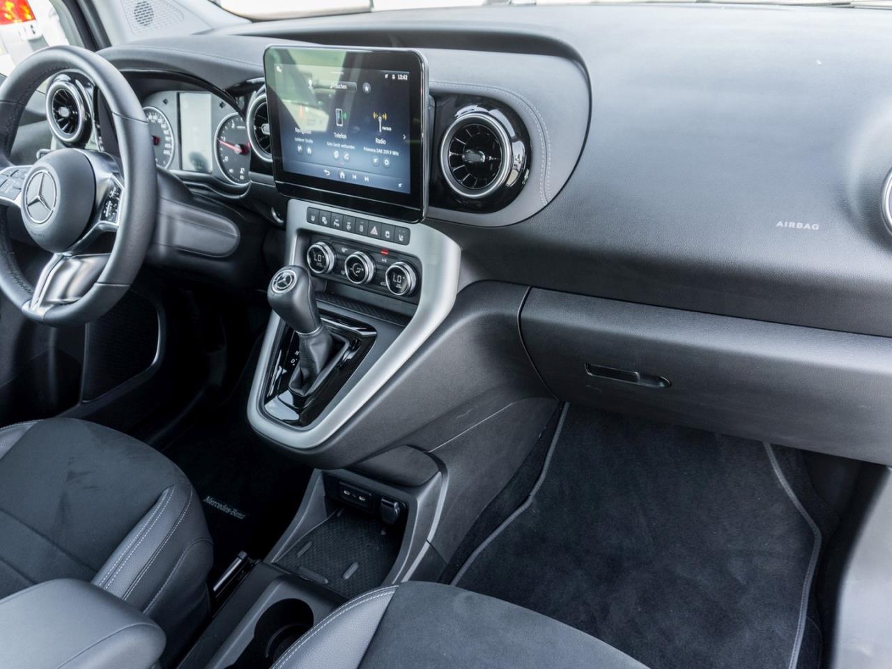 Mercedes-Benz T 180 d Progressive Standard MBUX Navi+ Kamera Totwinkel AHK