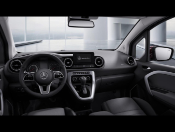 Mercedes-Benz T 180 d PROGRESSIVE Standard Keyless Kamera AHK
