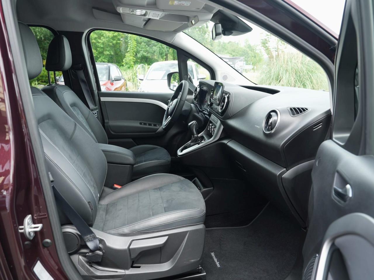 Mercedes-Benz T 180 d PROGRESSIVE Standard Keyless Kamera AHK