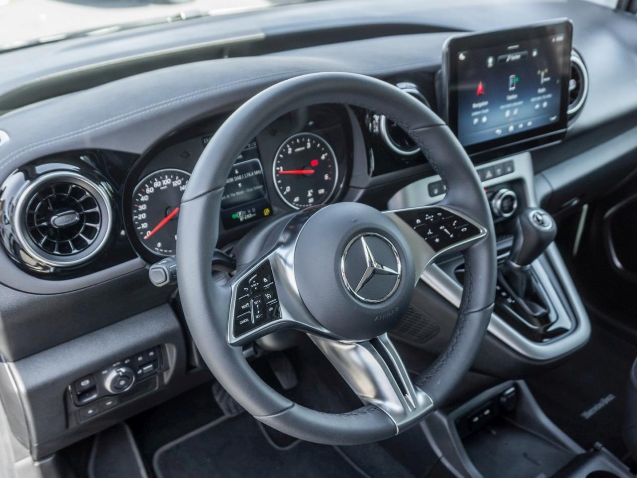 Mercedes-Benz T 180 d Standard Progressive Navi Kamera AHK