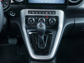 Mercedes-Benz T 180 d Standard Progressive MBUXNavi+ Kamera