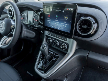 Mercedes-Benz T 180 d Standard Progressive Navi Kamera AHK