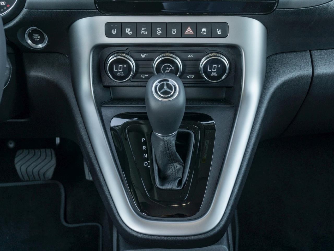 Mercedes-Benz T 180 d Standard Progressive Navi Kamera AHK