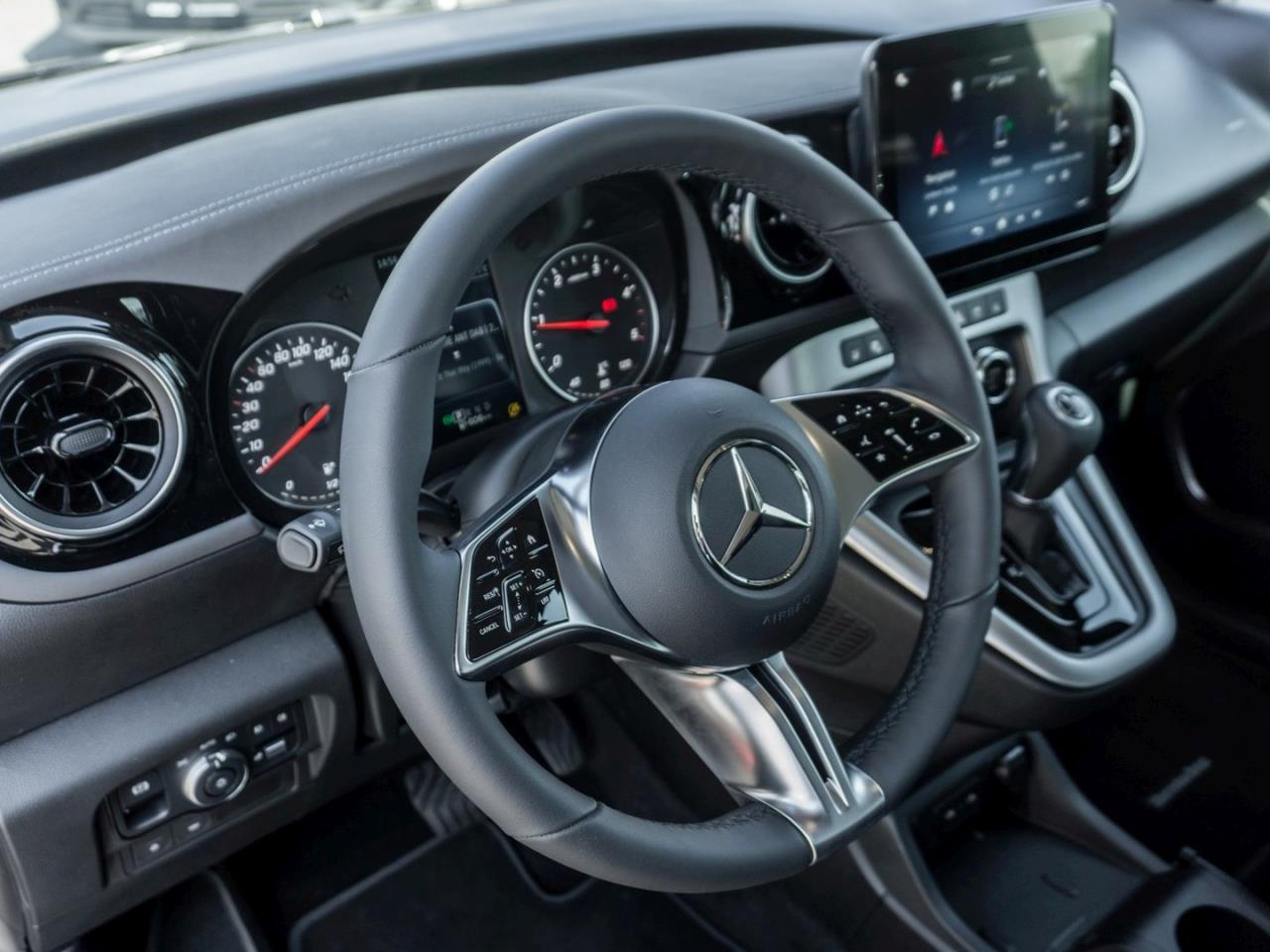 Mercedes-Benz T 180 d Standard Progressive Navi Kamera AHK