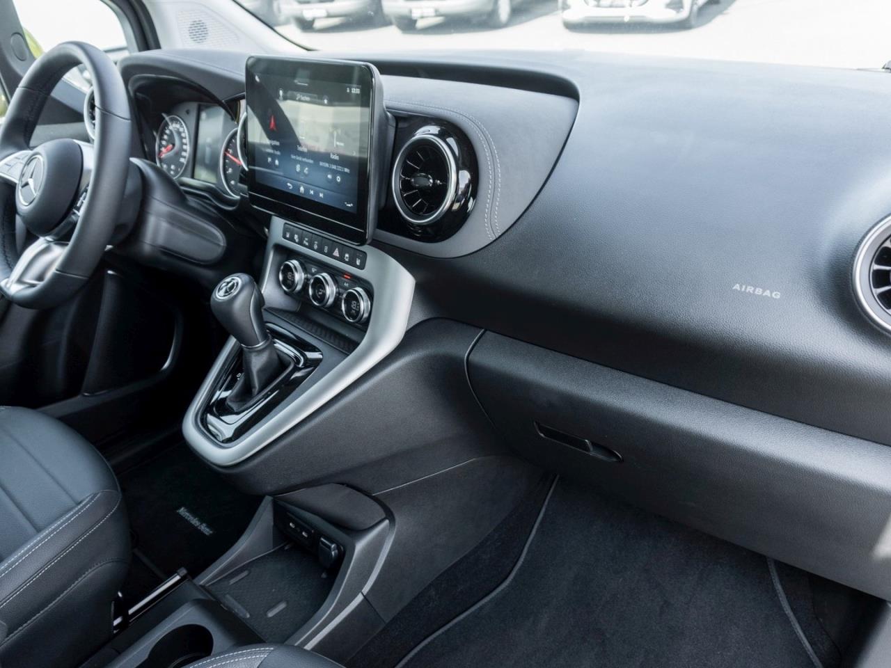 Mercedes-Benz T 180 d Standard Progressive MBUXNavi+ Kamera