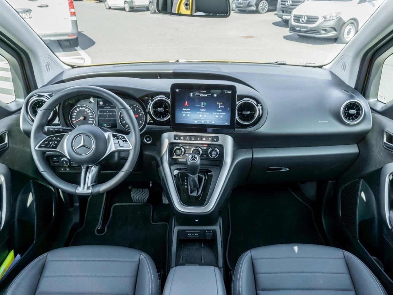 Mercedes-Benz T 180 d Standard Progressive MBUX Navi+ Kamera