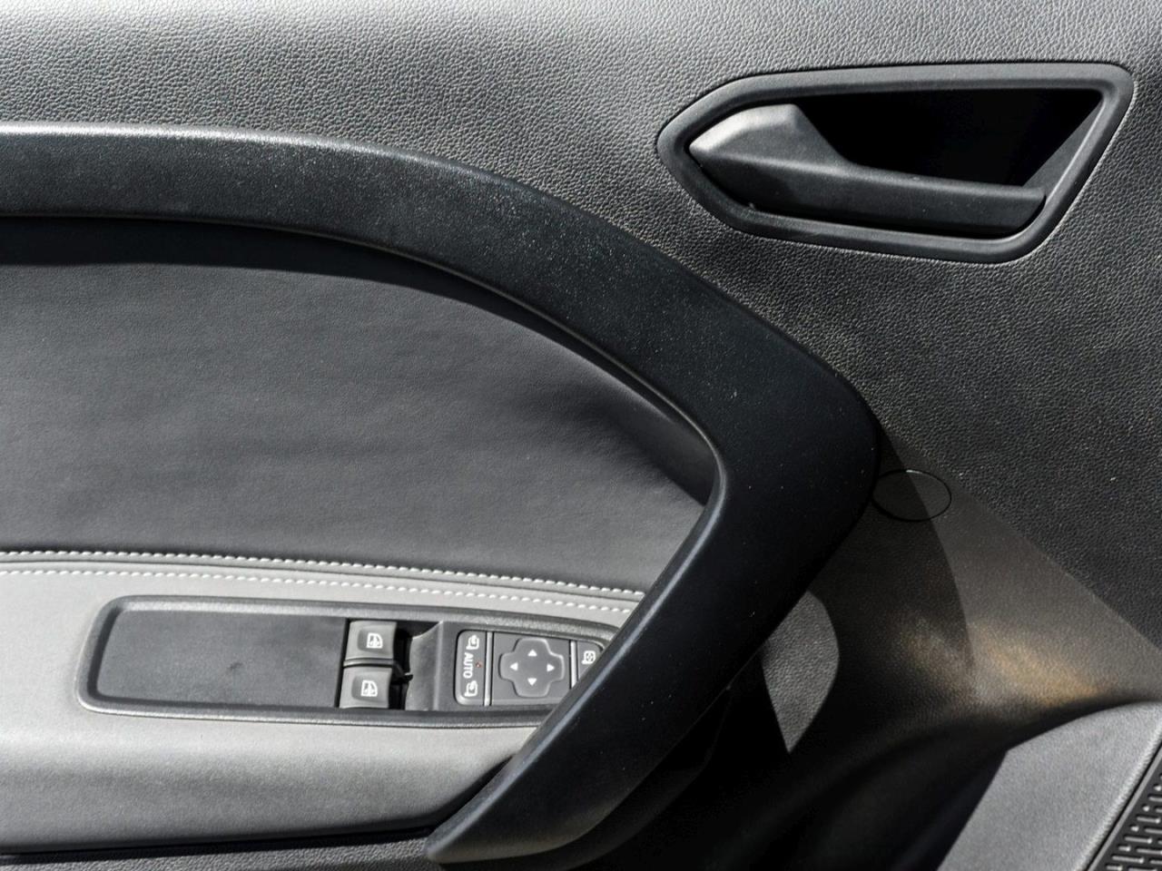 Mercedes-Benz T 180 d Standard Navi Kamera Park-Paket Spiegel-P