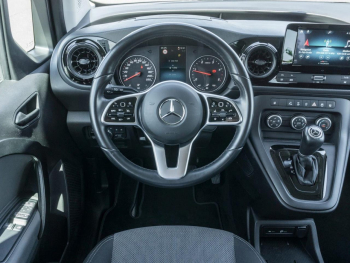 Mercedes-Benz T 180 d Standard Navi Kamera Park-Paket Spiegel-P