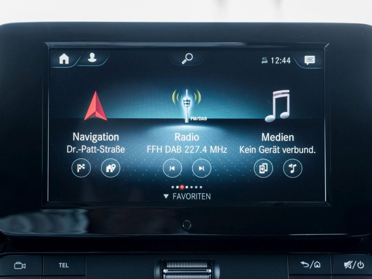 Mercedes-Benz T 180 d Standard Navi Kamera Park-Paket Spiegel-P