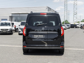 Mercedes-Benz T 180 d Standard Navi Kamera Park-Paket Spiegel-P