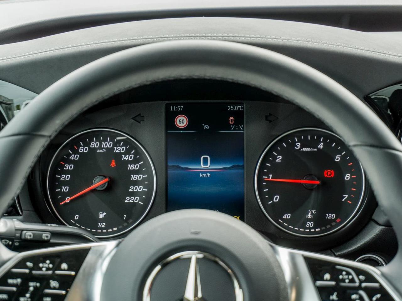 Mercedes-Benz T 180 lang Progressive Kamera Totwinkel ParkA