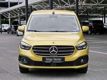 Mercedes-Benz T 180 lang Progressive Navi AHK Kamera SpurH SHZ