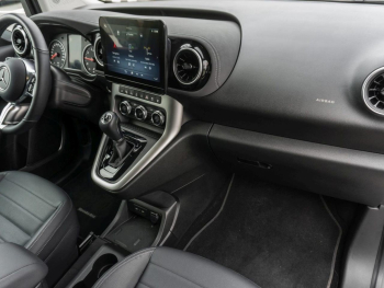 Mercedes-Benz T 180 PROGRESSIVE Lang SHZ AHK Kamera WinterPaket