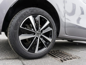 Mercedes-Benz T 180 PROGRESSIVE Lang SHZ AHK Kamera WinterPaket