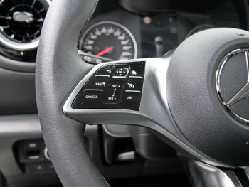 Mercedes-Benz T 180 PROGRESSIVE Lang Keyless Navi Kamera Klima